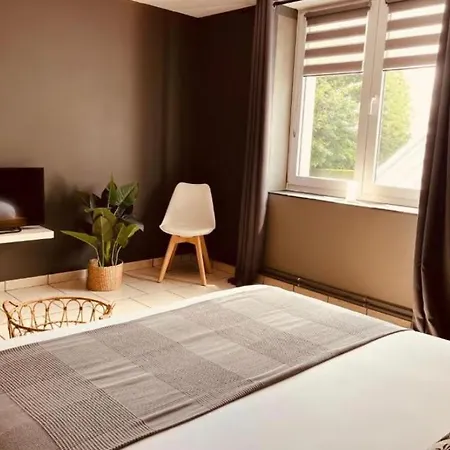 La 4 Personnes * バストーニュ